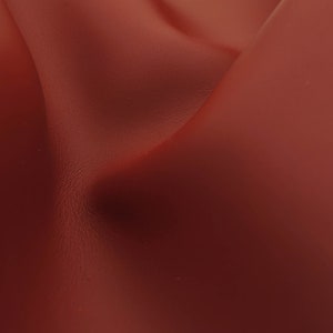 Hojas de cuero tostado semivegetal en color rojo oscuro, 1,5 mm/4 oz. Cuero de curtición vegetal de plena flor para carteras