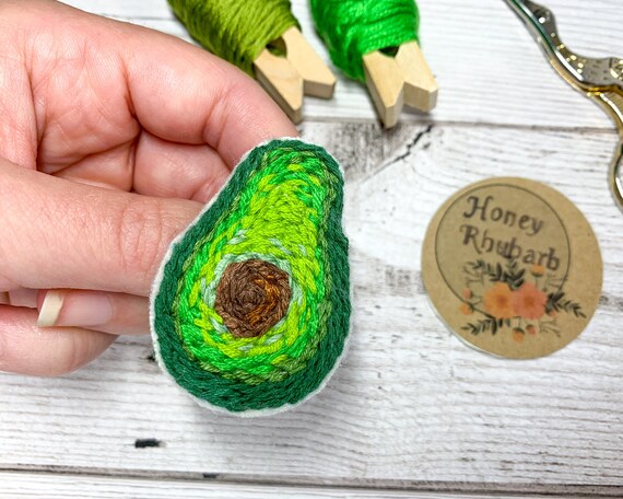 Hand embroidery cute avacado pin badge