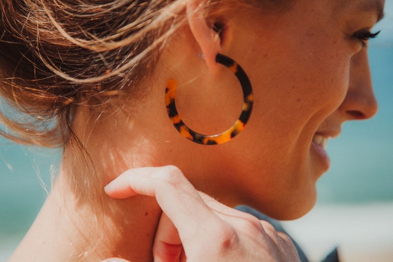 Chunky Resin Hoop Earrings | Hoops | Accessorize ROI