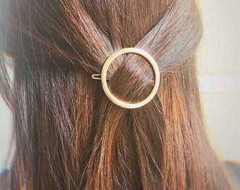 Circle Hair Clip | Hollow Geometric Hoop Round Gold or Silver Metal Hair Pin | Minimalist Boho Everyday Accessory School Work Hairstyle