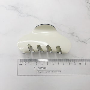 Oval off-white hair claw clip clamp Minimalist hair accessories for everyday simple thick or thin hair texture image 5