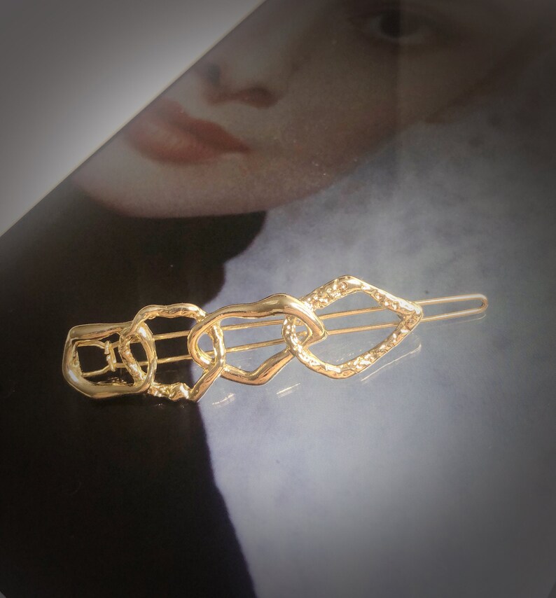Minimalist four-ring hair clip, Gold or silver metal hair clip, Simple chain irregular circles hair clip hair accessories hair barrette image 7