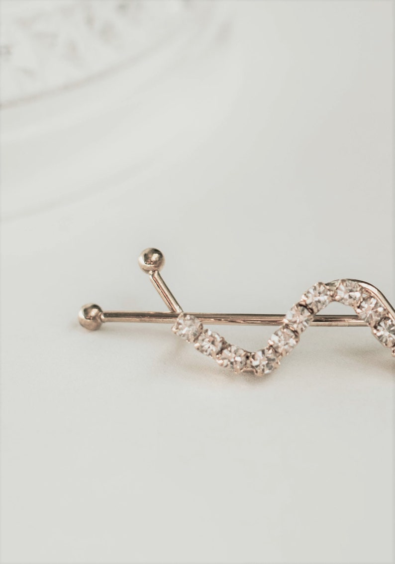Dainty faux diamond wavy bobby pin for women's hair accessories image 5