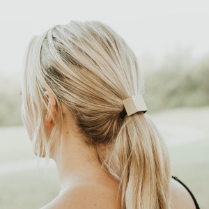Geometric square ponytail holder elastic Minimalist hair tie in gold or silver Metal hair elastic ponytail holder hair band image 3