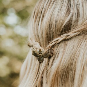 Vintage eagle hair clip, Hawk bird hair clip, Antique falcon antique gold silver hair clips hair accessories, Vintage gold hair clip image 3