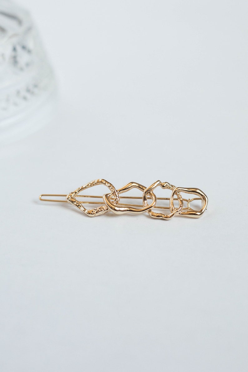 Minimalist four-ring hair clip, Gold or silver metal hair clip, Simple chain irregular circles hair clip hair accessories hair barrette image 4
