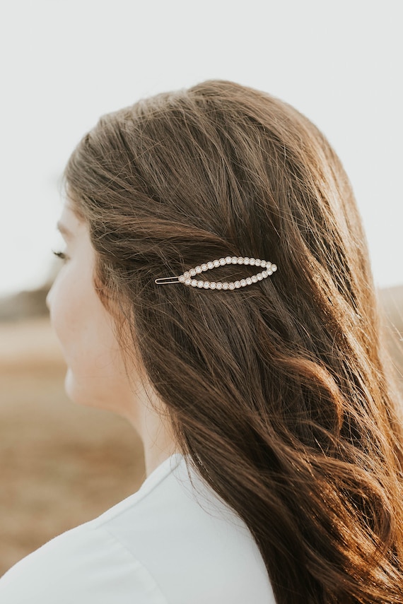 Elegant Black Charming Pearls Bow Chain Barrettes Cute Hair Clips For Women  Modern Hair Clip Girls Hair Accessories