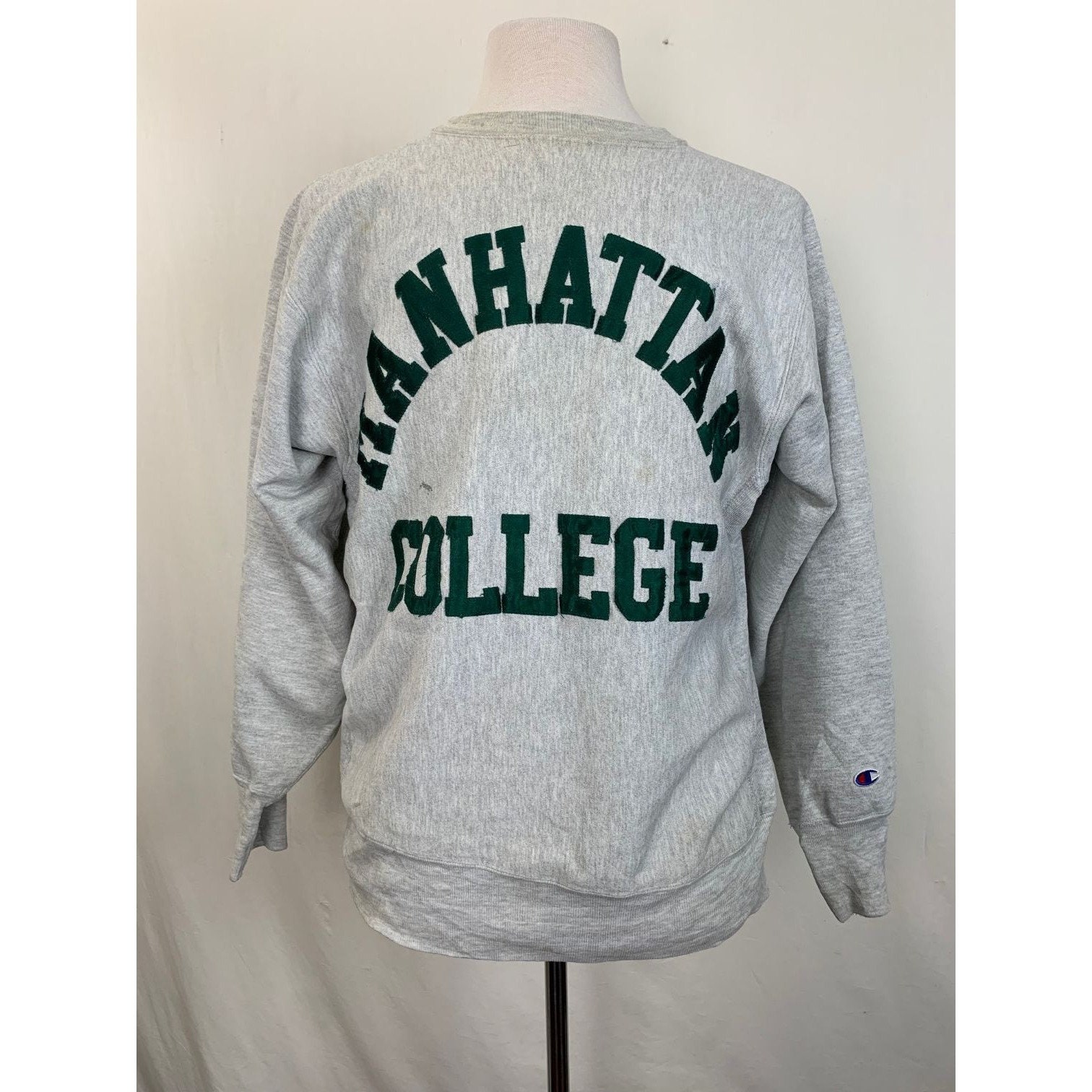 SavageBerries Vintage Champion Reverse Weave Sweatshirt XL Manhattan College Made in USA