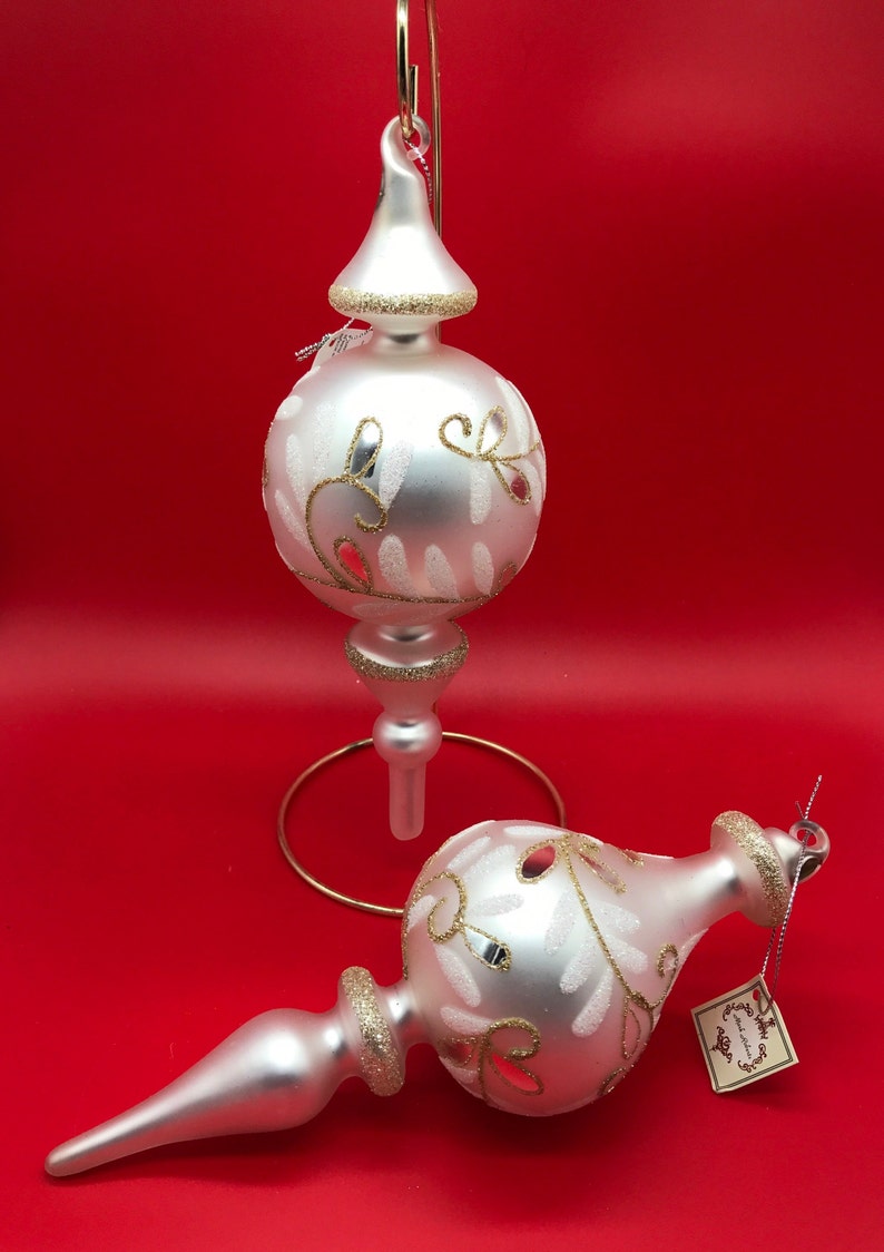 Stunning Set of 2 White & Silver Glitter Mark Roberts Glass Finial