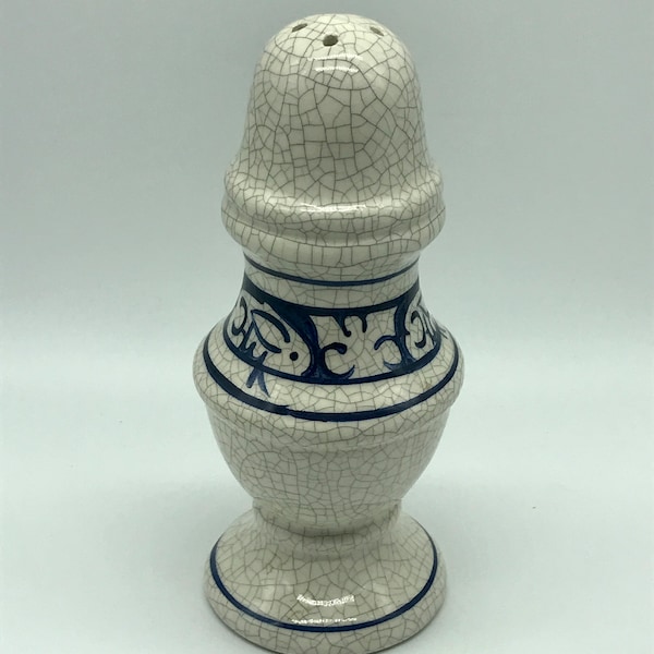 Dedham Pottery Shed Bunny Rabbit Blue & White Salt or Pepper Shaker