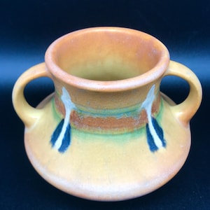 Gorgeous Authentic Roseville Pottery Montacello 555-4 Vase 1930&#39;s