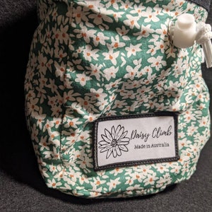 Daisy field print rock climbing chalk bag image 3