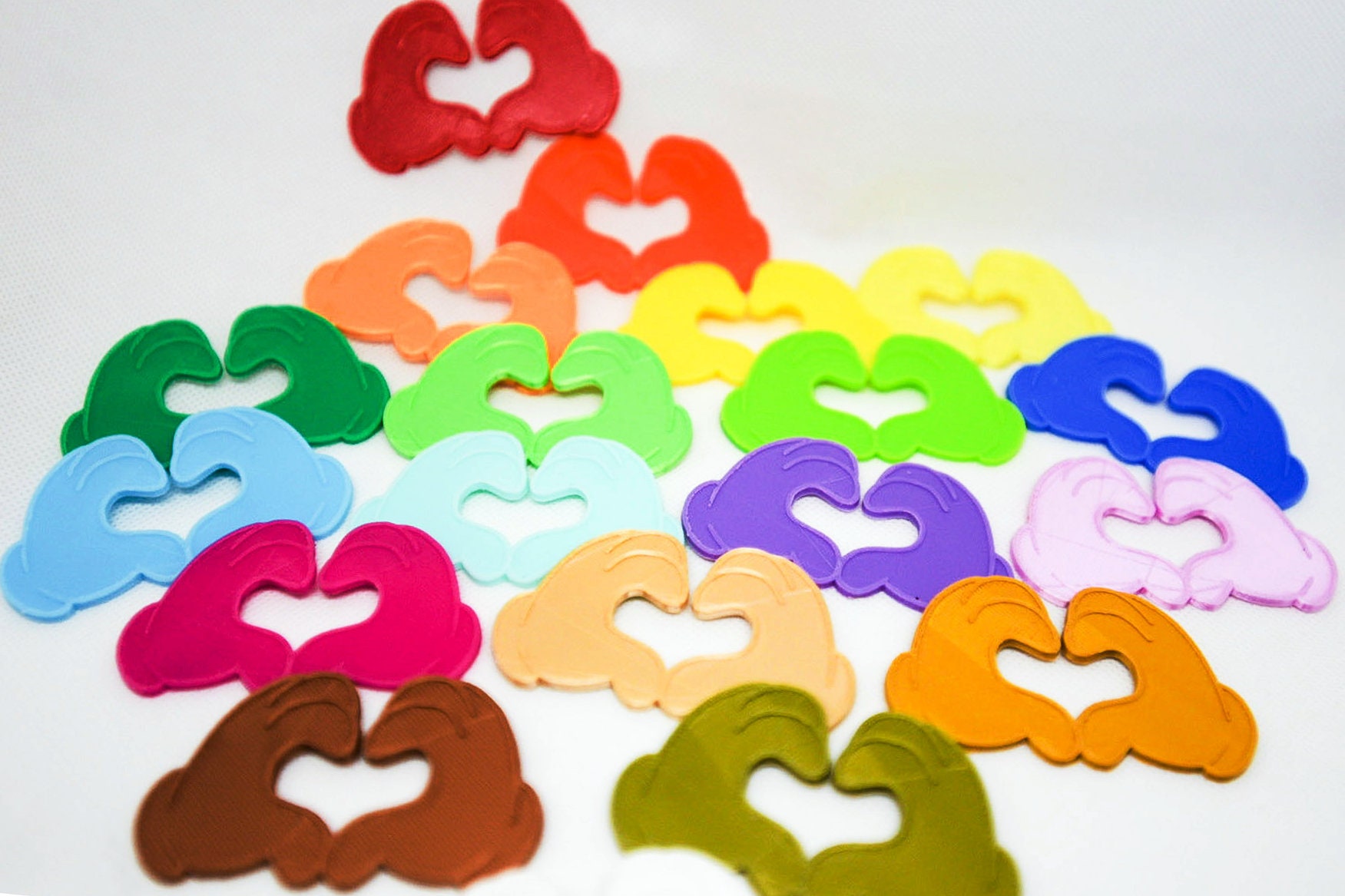 Ear Savers Mouse Hand Heart Face Mask Clip Extender Relief