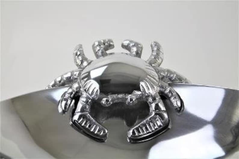 India Round Crab Design Pewter Bowl With Server Set