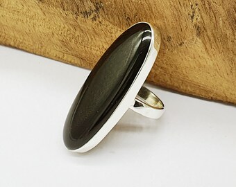oval black ring