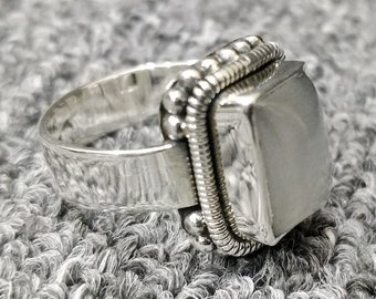 Lucifer Morningstar Rings 925 Sterling Silver Chloe Decker Ring Cat&#39;s Eyes Ring White Monalisa Gemstone Lucifer&#39;s Ring Handmade UNISEX Ring