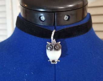 Owl Pendant Ribbon Choker