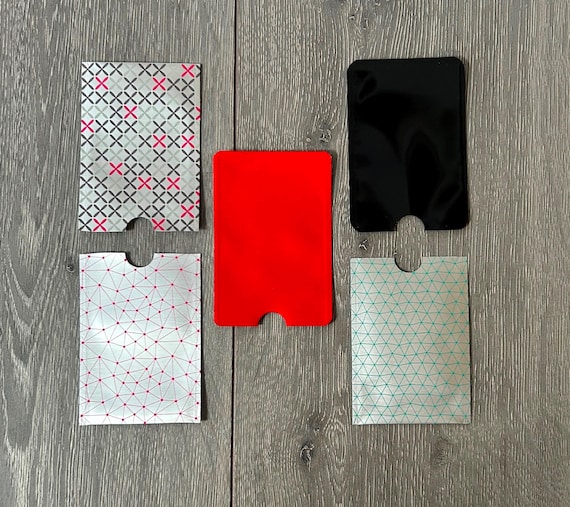 credit card protector sleeve for wallet New (pack of 5) RFID Mix Blocking Sleeve Credit Card Protector Bank Card  Holder for Wallets (colours - Black - Red - Blue - Green - Silver)
