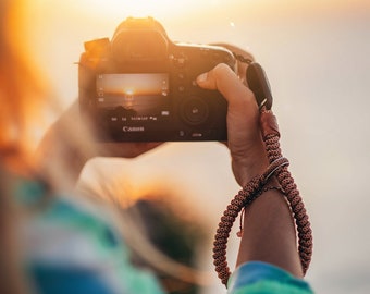 Camera wrist strap | Gold Rust | Paracord | made with Peak Design Anchor Links