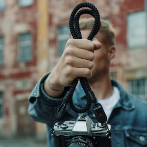 Pasek na ramię do aparatu | Paracord | wykonany z ogniw Peak Design Anchor Links