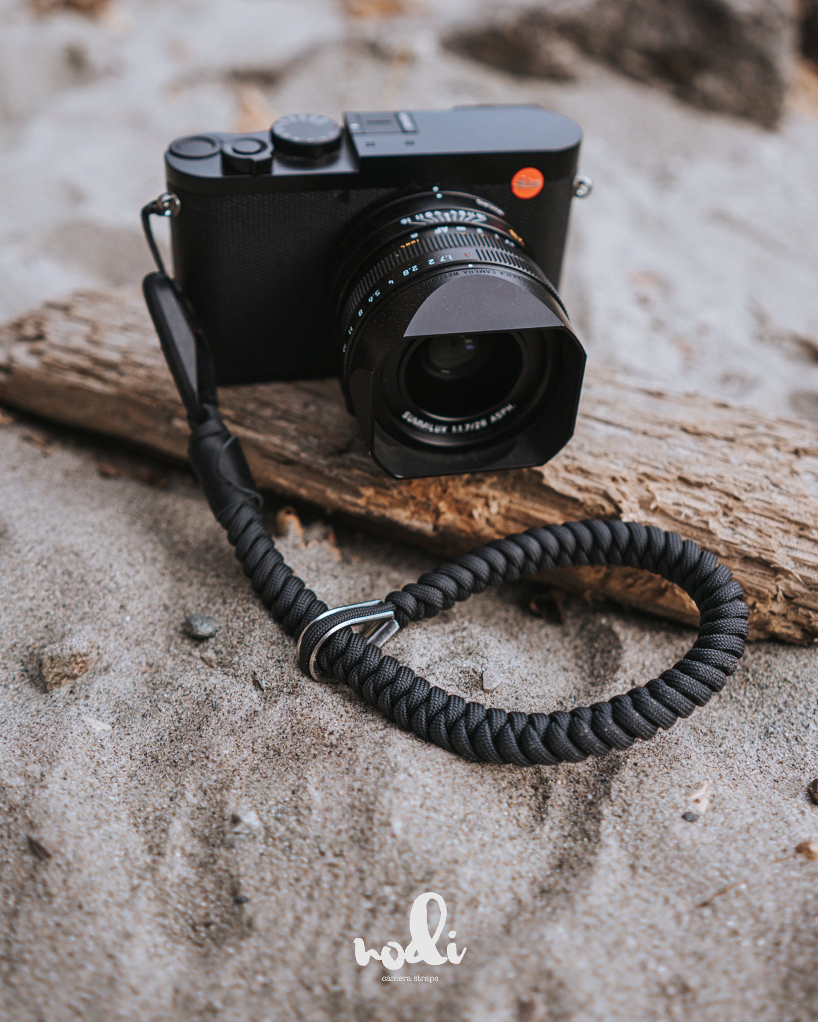 leica q wrist strap