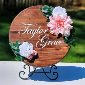 Girl name sign/baby name sign/floral name sign/personalized room sign/little girl room decor/Baby girl name sign/floral nursery sign/girl