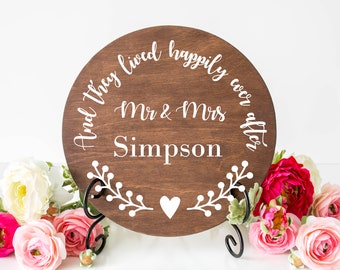 Mr and Mrs Wood Round/They Lived Happily Ever After/ Mr & Mrs Sign/  Personalized Wedding Sign/ Last Name Wedding Sign/ Wedding Love Sign