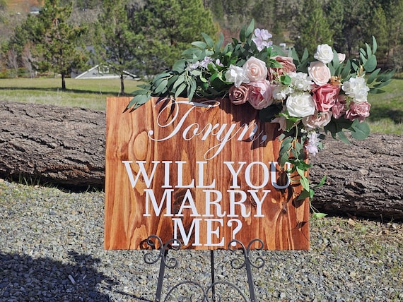 Will you marry me sign-Personalized marriage proposal sign-Engagement sign-Custom Wood Wedding Proposal Sign- Custom Wedding Engagement Sign