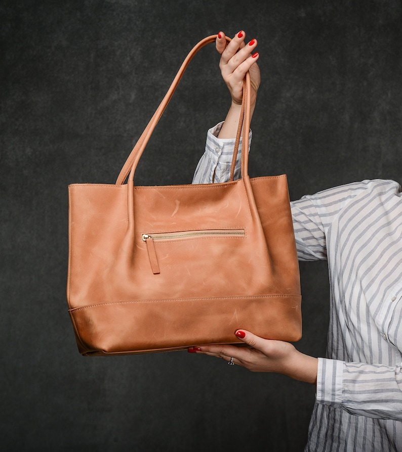 Caramel leather bag, Leather tote bag, Tote leather bag, Woman shoulder bag, Woman weekender bag, Vintage leather tote, Leather zippered bag image 1