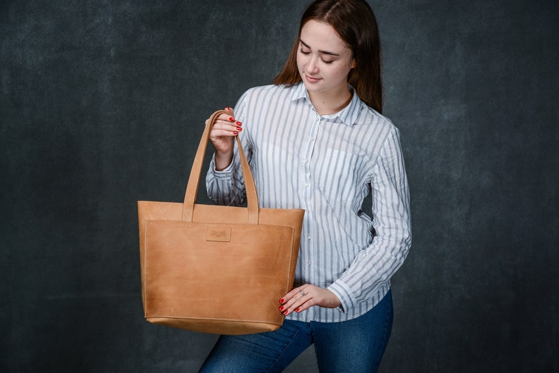 Caramel leather tote, Woman leather bag, Woman shopping bag, Daily use bag, Woman laptop bag, Gift for wife, Leather shoulder bag, Tote bag image 4