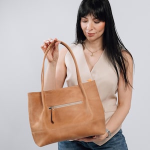 Sac en cuir caramel, sac fourre-tout en cuir, sac fourre-tout en cuir, sac à bandoulière pour femme, sac de week-end pour femme, fourre-tout en cuir vintage, sac zippé en cuir