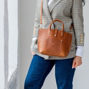 Mini-Ledertasche, Mini-Einkaufstasche, Mini-Umhängetasche, Crossbody-Frauentasche, Frauen-Einkaufstasche, Cognac-Ledertasche, personalisierte Tasche, Ledertasche