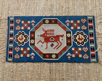 A large Swedish vintage Flemish weave wool wall hanging