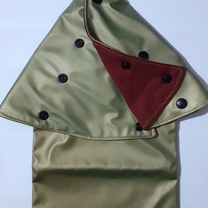 Housse étanche pour cathéter + variantes. Couleur or.