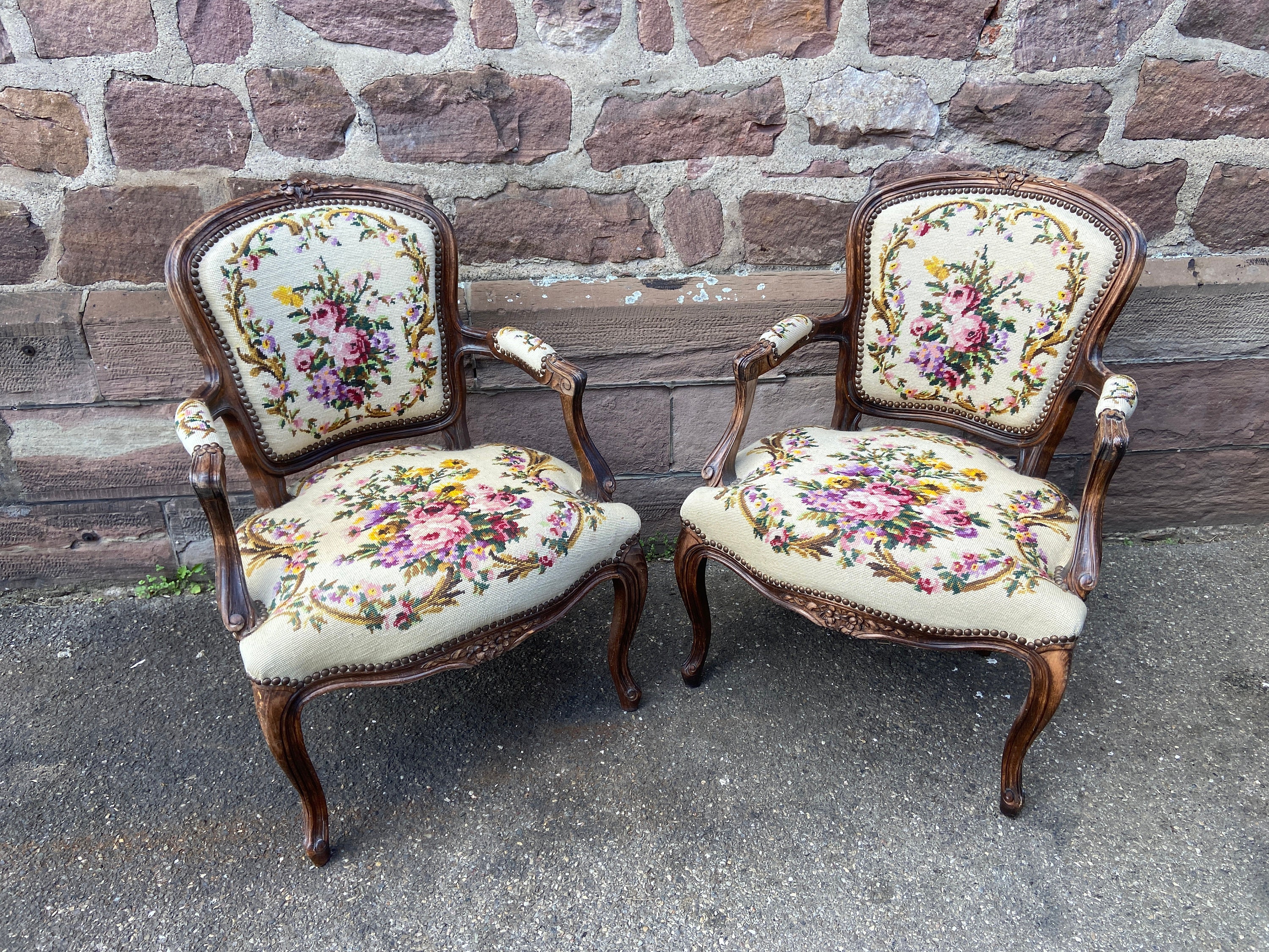 Pair of Louis XIV style chairs - Maison Felice