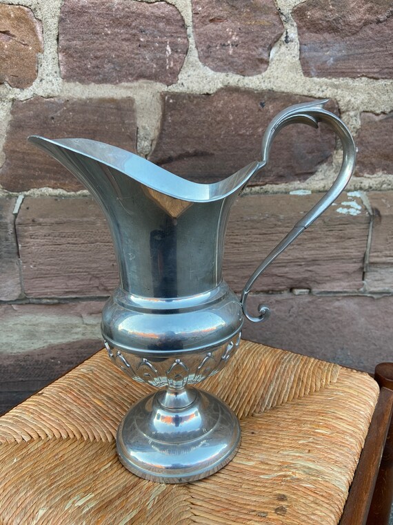 【アンティーク】ETAINS DU MANOIR 蓋付きピッチャー アンティーク】ETAINS DU MANOIR 蓋付きピッチャー - メルカリ