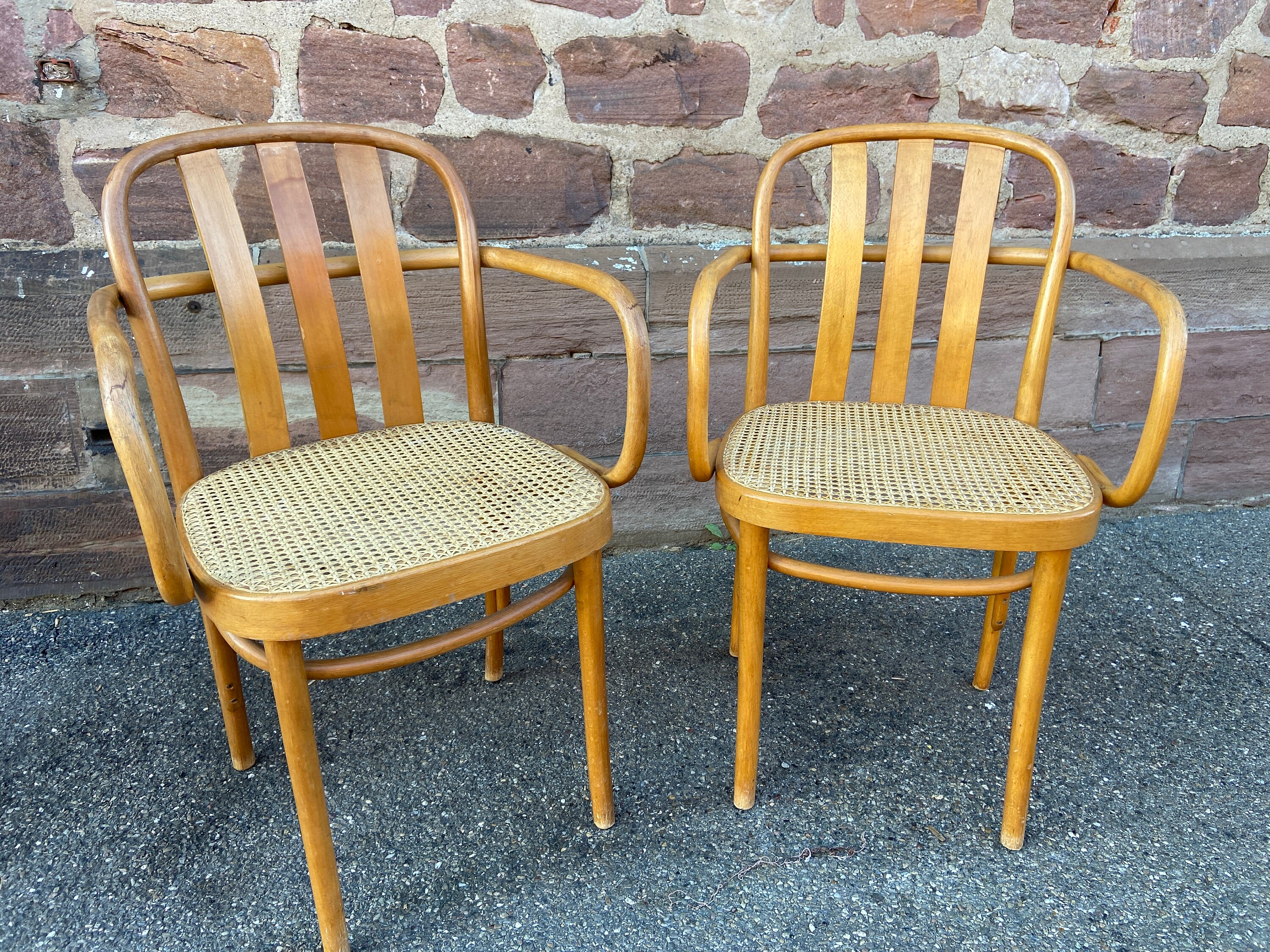 Paire de Fauteuils Bois Courbé Nr 811 Viennois Par Josef Hoffmann, 1960 Thonet Bugholzstuhl Bistro T