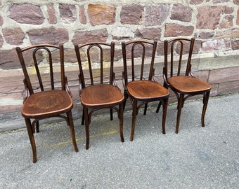 4 bentwood bistro chairs Fischel Thonet Nr 56 Bugholzstuhl bistro tuna chairs bentwood 1920 French Sitzmaschine Wien Viennoise