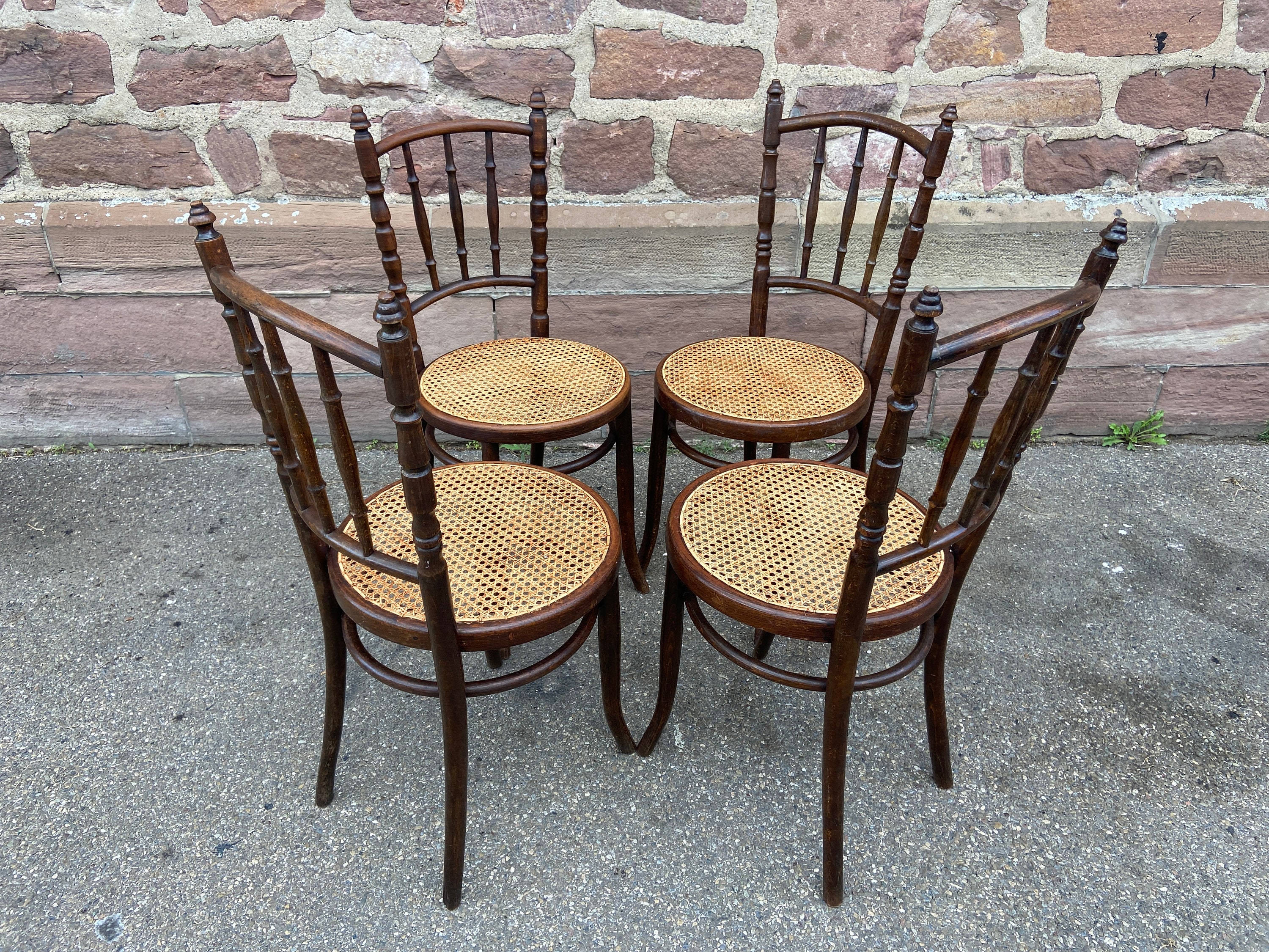 Ref 253 Lot 4 chaises
