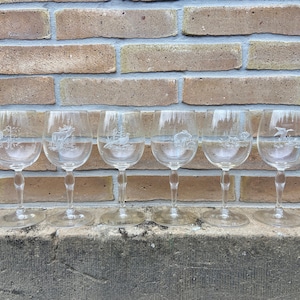 6 old Sologne wine glasses in Bohemian crystal with hunting animal decor Hunting No Baccarat Saint Louis