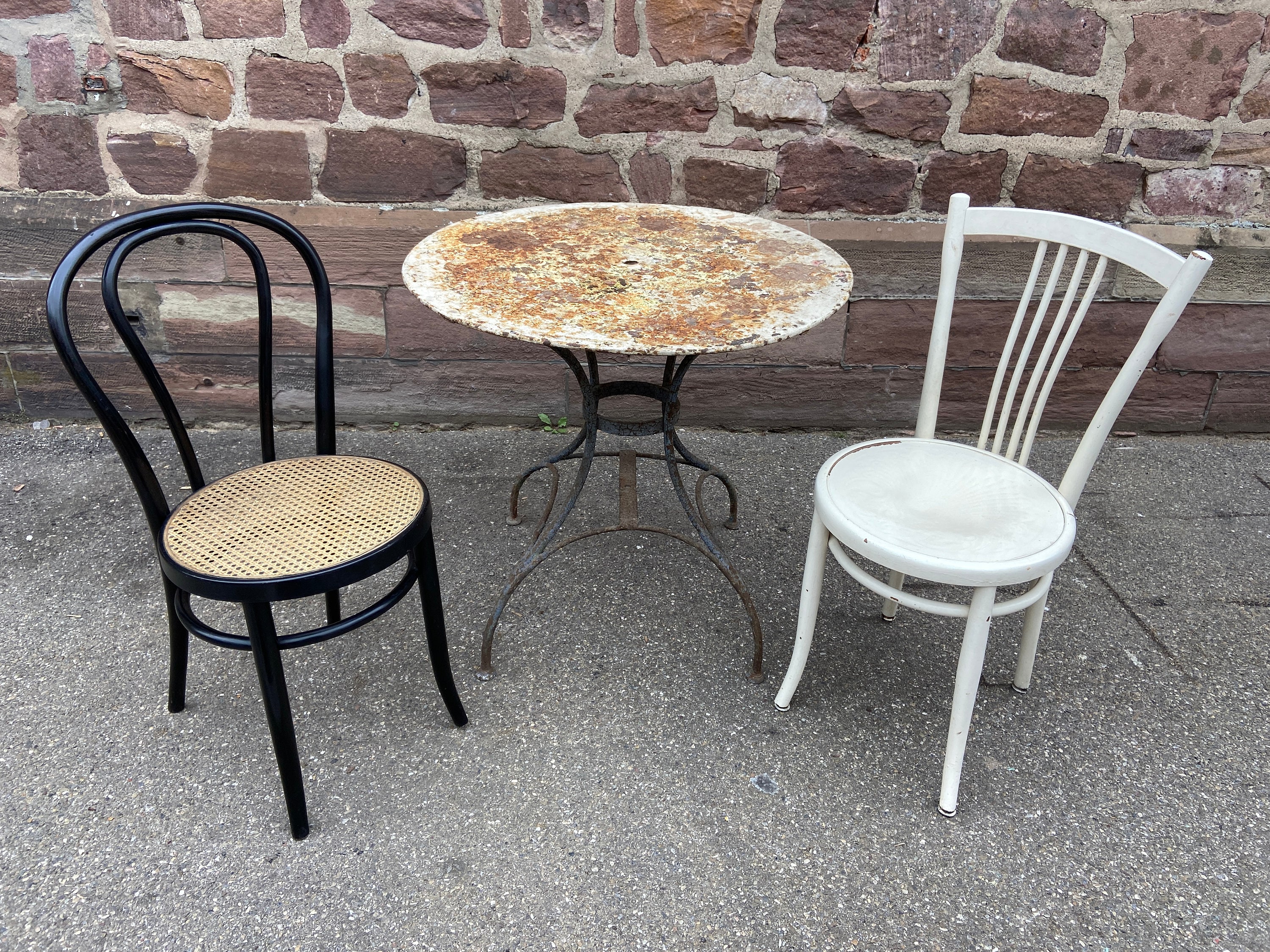 Réf 1349 Fausse Paire de Chaises Bistrot Viennoise Thonet Fischel Bugholzstuhl Bistro Tuna Chairs Be