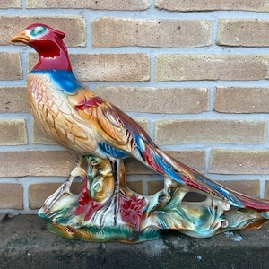 Art Deco subject in glazed earthenware hunting Hunting pheasant Bird Beswick SAINT-CLEMENT (France). Enamelled earthenware subject 1950-50