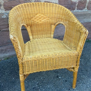 Vintage rattan rattan gondola armchair 1980s French Adult armchair rattan Pair patio garden chairs