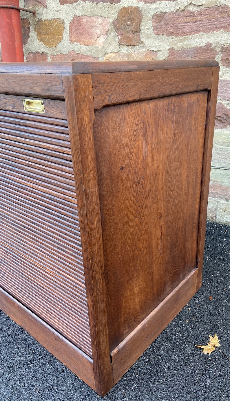 File cabinet with sliding curtain File cabinet rolladenschrank tambour cabinet France 1950 image 4