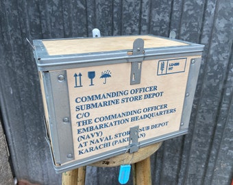 Authentic Case Militaria navy opex France vintage operating Karachi Pakistan naval naval wooden Crate Military w Ad
