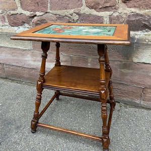 Tavolino da tè jugendstil Art Nouveau tavolo con piedistallo in legno 1910