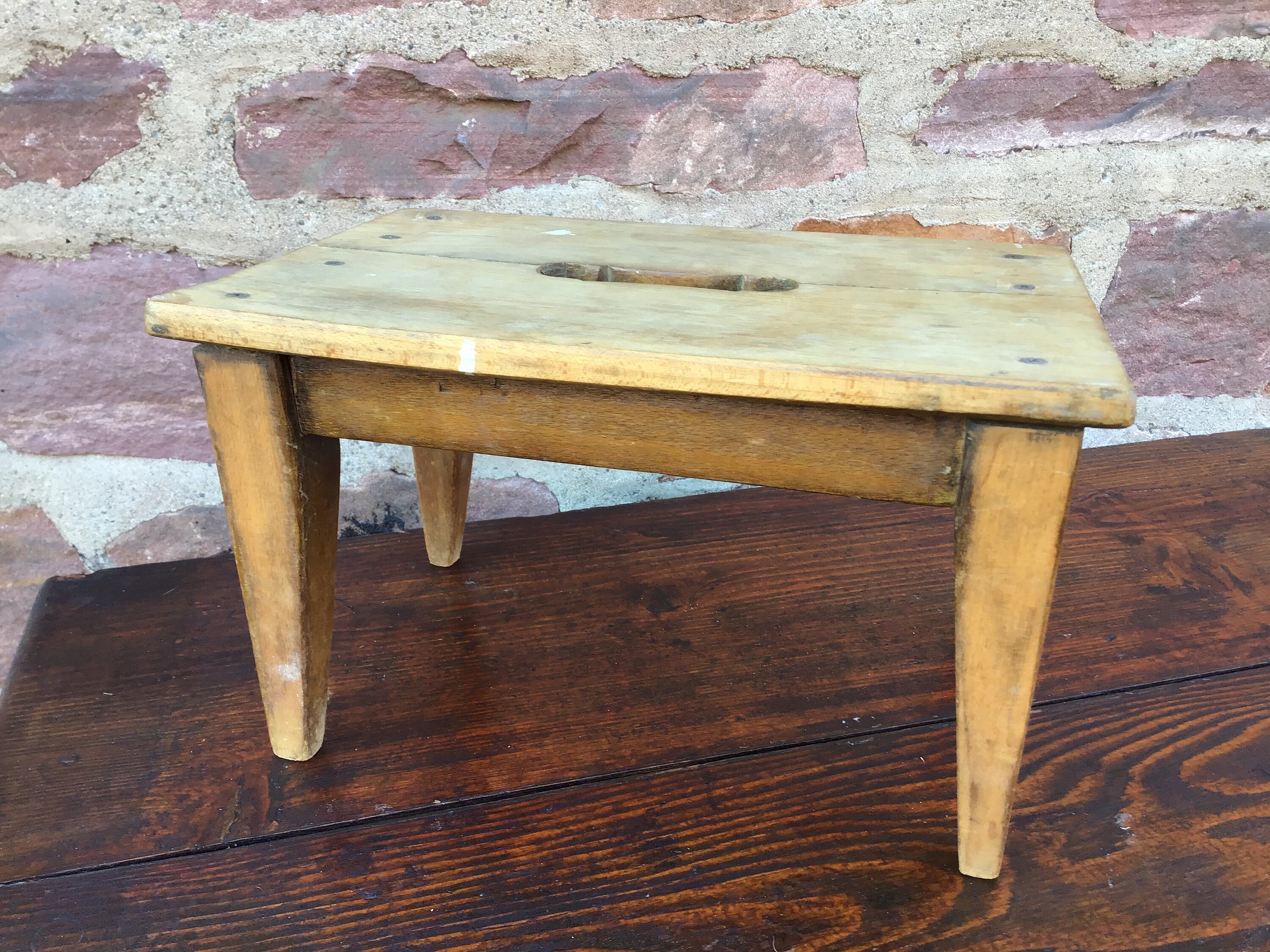 French Farmer Oak Wooden Stool Tabouret de Ferme en Bois Vintage Footstool Rustical Déco Bohême Repo