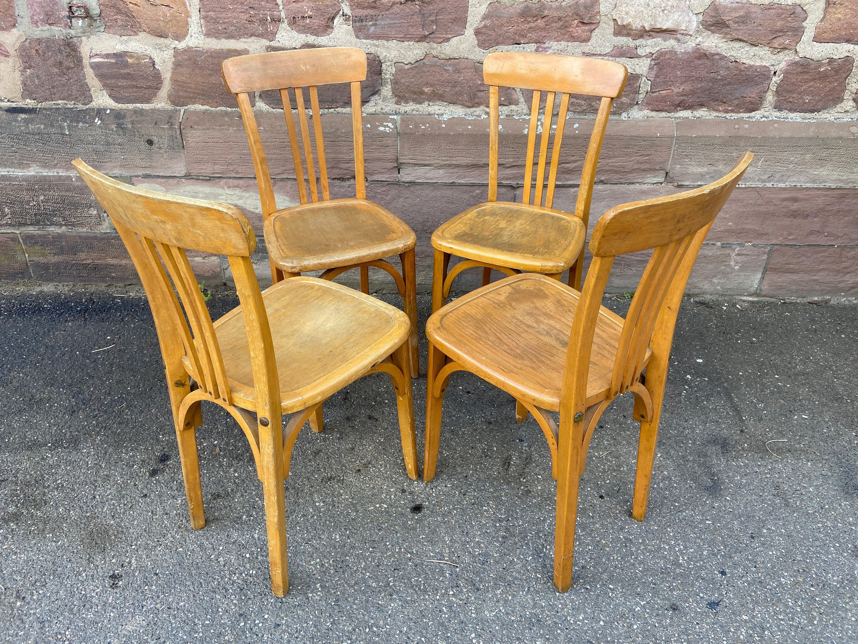 Réf 943 suite De 4 Chaises