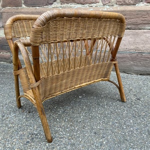 Vintage rattan magazine door 1950 large Rattan French newspaper rack