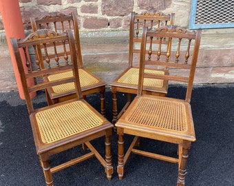 set of 4 oak Henri II Renaissance french carved dining chairs 1900s Louis XIII  Sculpté Chaises à manger